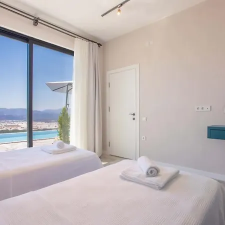 Vila Doga Manzarali Havuzlu Nord 2 Kaş