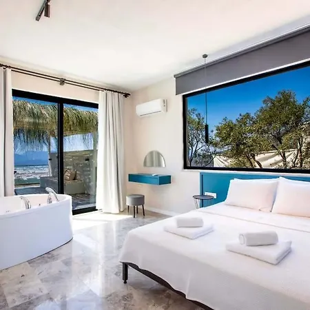 Doga Manzarali Havuzlu Nord 2 Vila Kaş